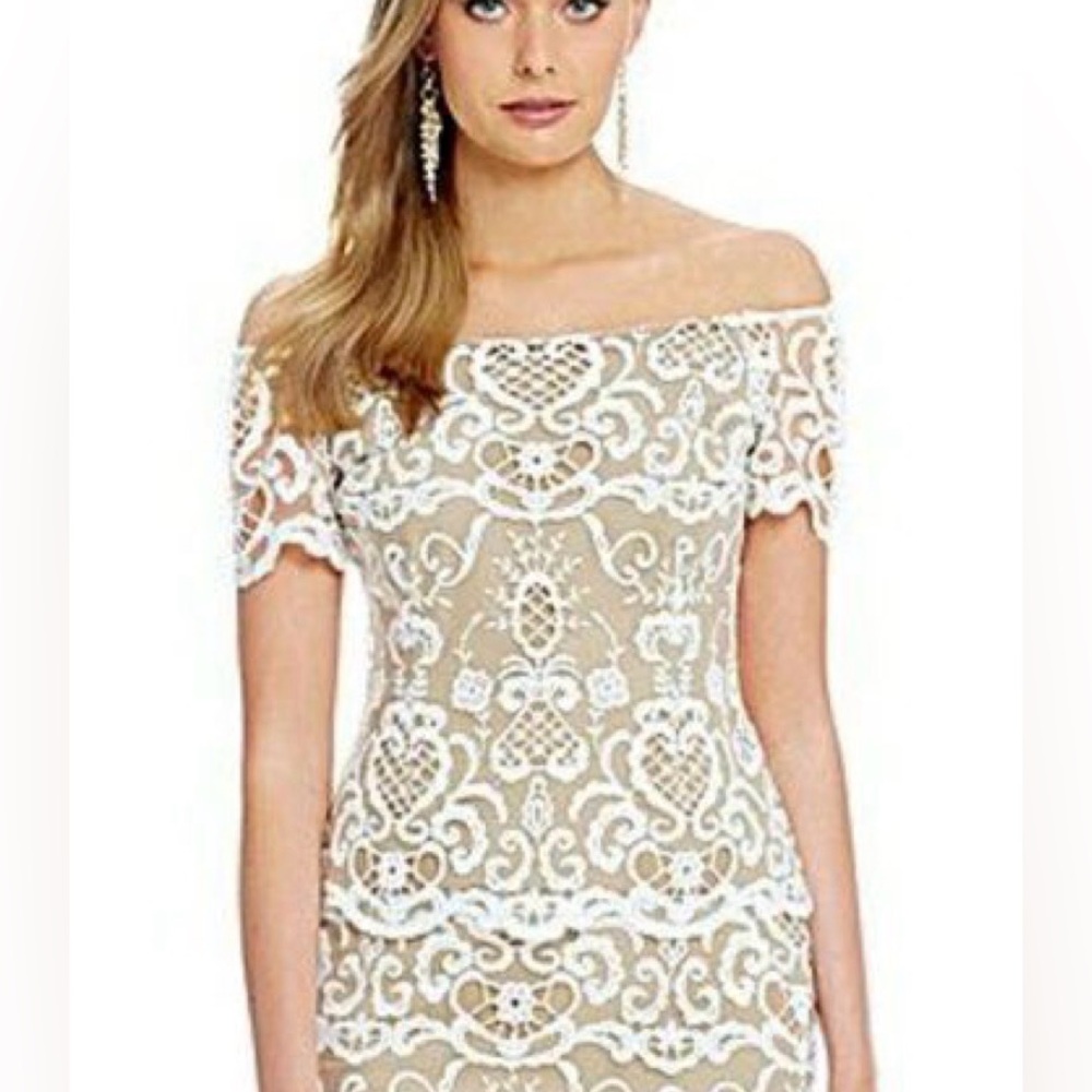 Badgley Mischka Ramona Lace Top White Overlay Nude Tan 14 Off Shoulder NWT $139
